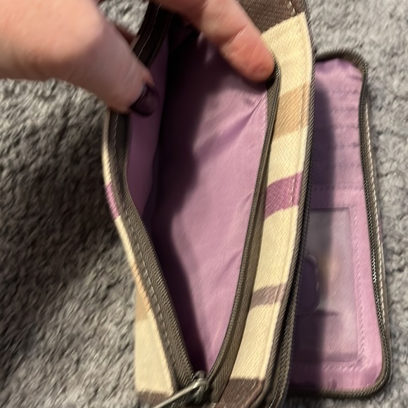 Wallet - Picture 4 of 5